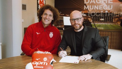 世界杯手机高清观看入口-官方：摩纳哥租借莱斯特城中卫费斯，含选择买断条款