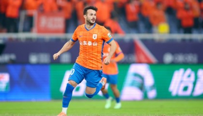 世界杯手机高清观看入口-赛季最佳球员！官方：山东泰山与32岁外援卡扎伊什维利完成续约