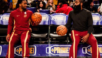 世界杯客户端下载中心-单月600分，超越科比成队史第一！东契奇42分0失误，湖人又赢了！